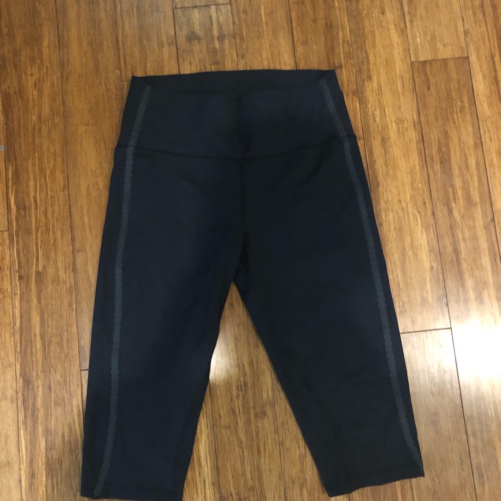 1 DAY SALE!!! Lululemon crop legging